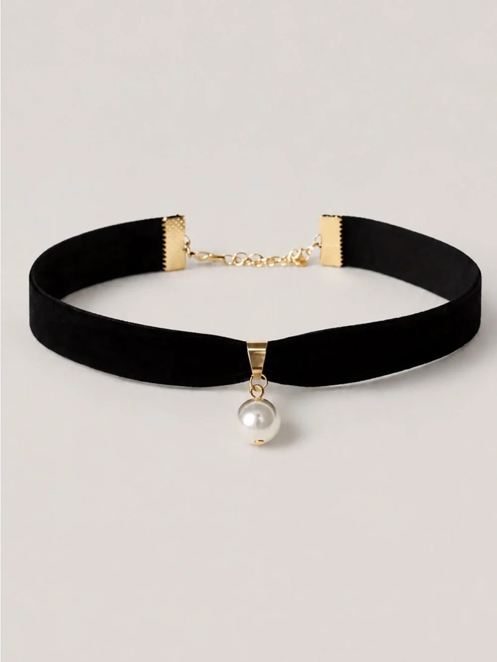 New! Black Velvet Choker Necklace NWOT 1070